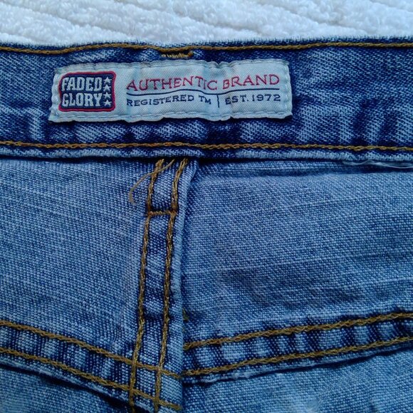 Faded Glory Women's Jean Shorts - Picture 4 of 4